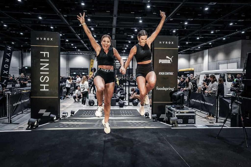 Estrategia Hyrox Dobles: Entrenamiento increíble Estrategia Hyrox Dobles: La Guía Definitiva
