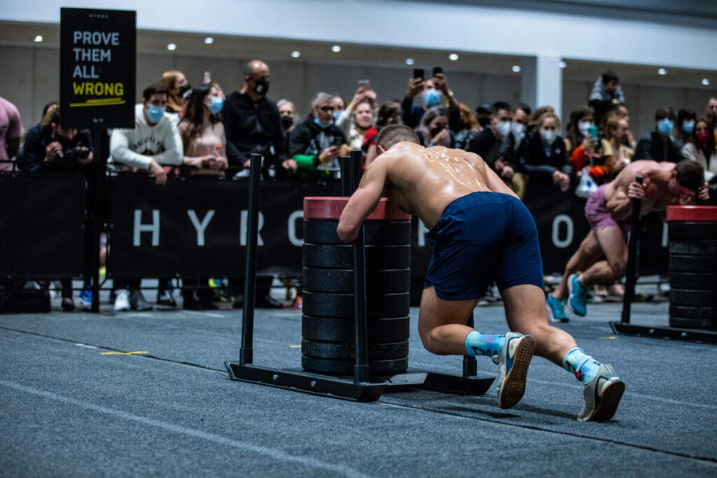 Plan de Entrenamiento Hyrox Intermedio (Sub 1:30) Plan de Entrenamiento Hyrox Intermedio (Sub 1:30)